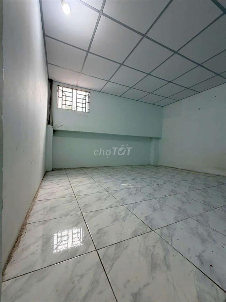 cho thuê nhà nguyên căn 4*18