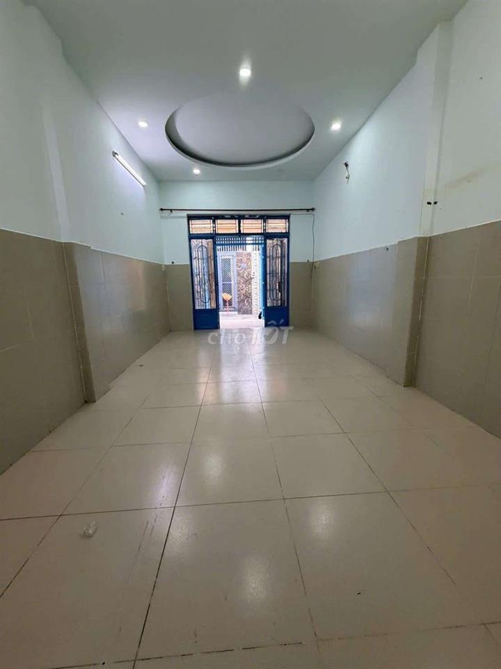 cho thuê nhà nguyên căn 4*18