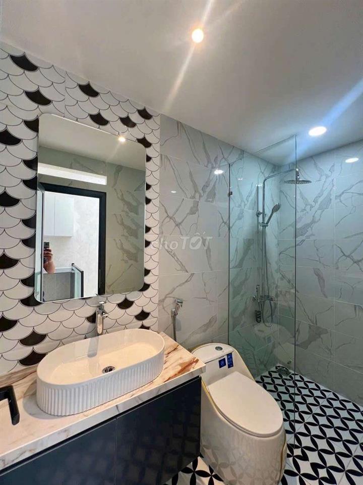cho thuê nhà nguyên căn mặt tiền đường Lê Văn Thọ 