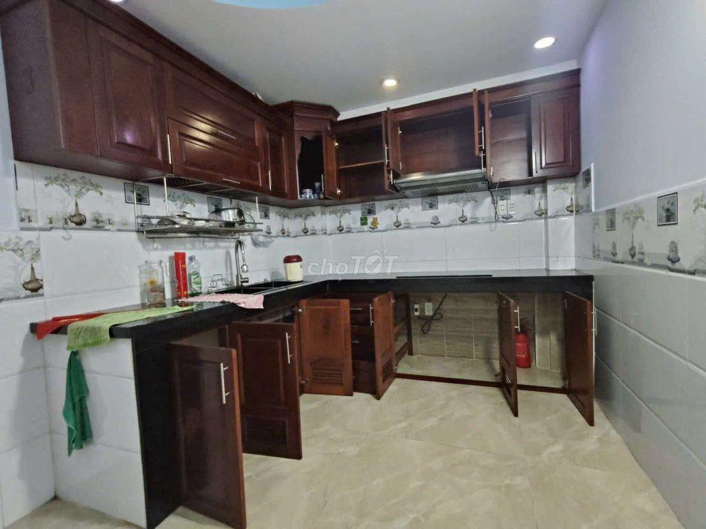 cho thuê nhà nguyên căn 5 phòng ngủ 