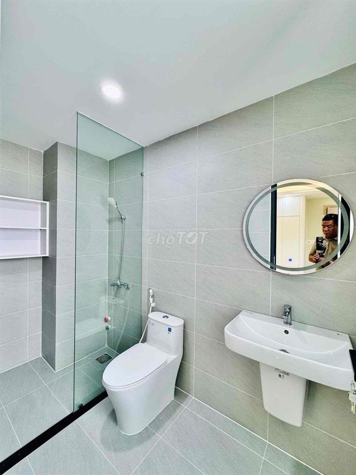 Bán nhà SHR Thống Nhất
