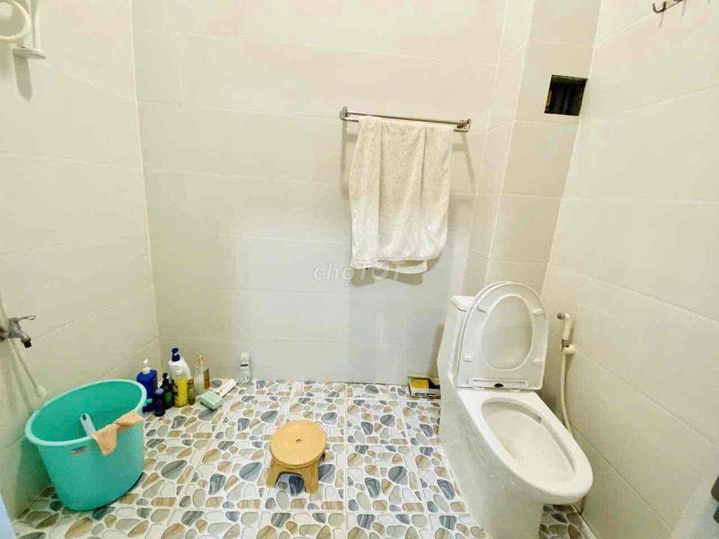 bán nhà chính chủ, hẻm lớn xe tải