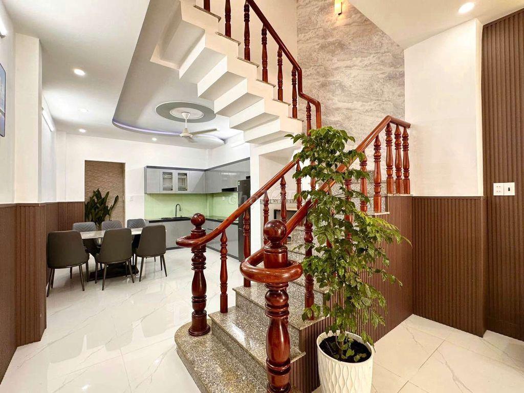 Nhà trệt, 2 lầu, khu dân cư, hẻm oto thông. Tô Ngọc Vân, Thới An,Tphcm