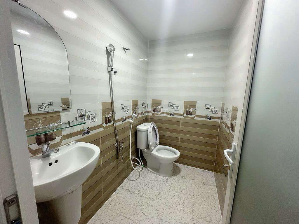 Nhà trệt lầu, khu dân cư, giáp Gò Vấp. Vườn Lài, An Phú Đông, Quận 12