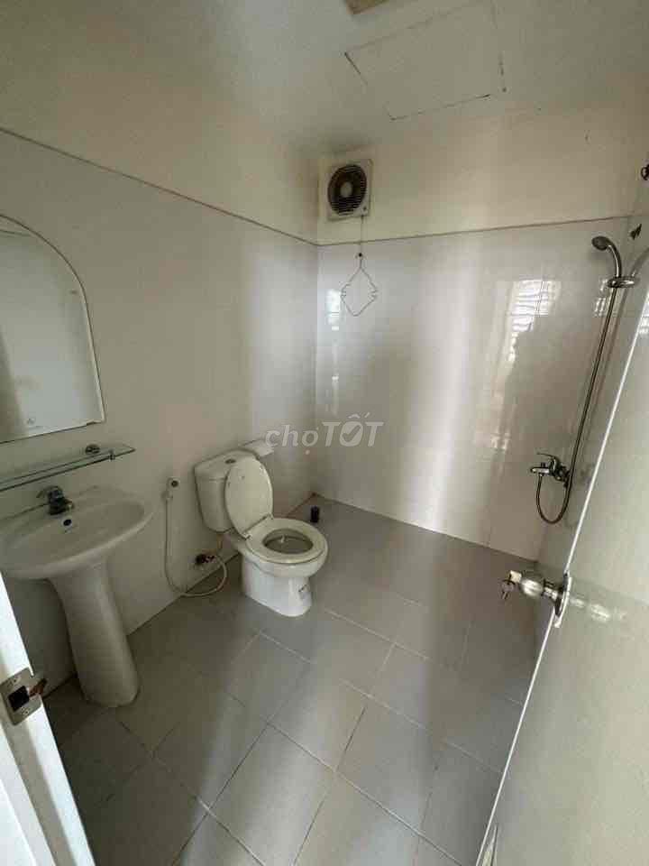 76m2 2pn ngay cầu Tham Lương Trường Chinh