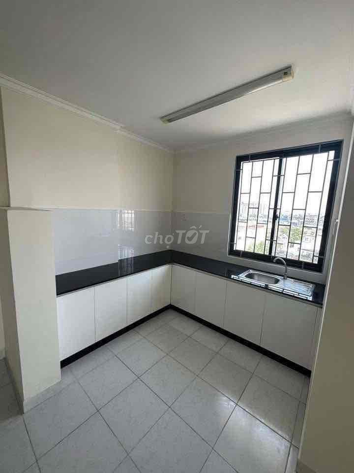 76m2 2pn ngay cầu Tham Lương Trường Chinh