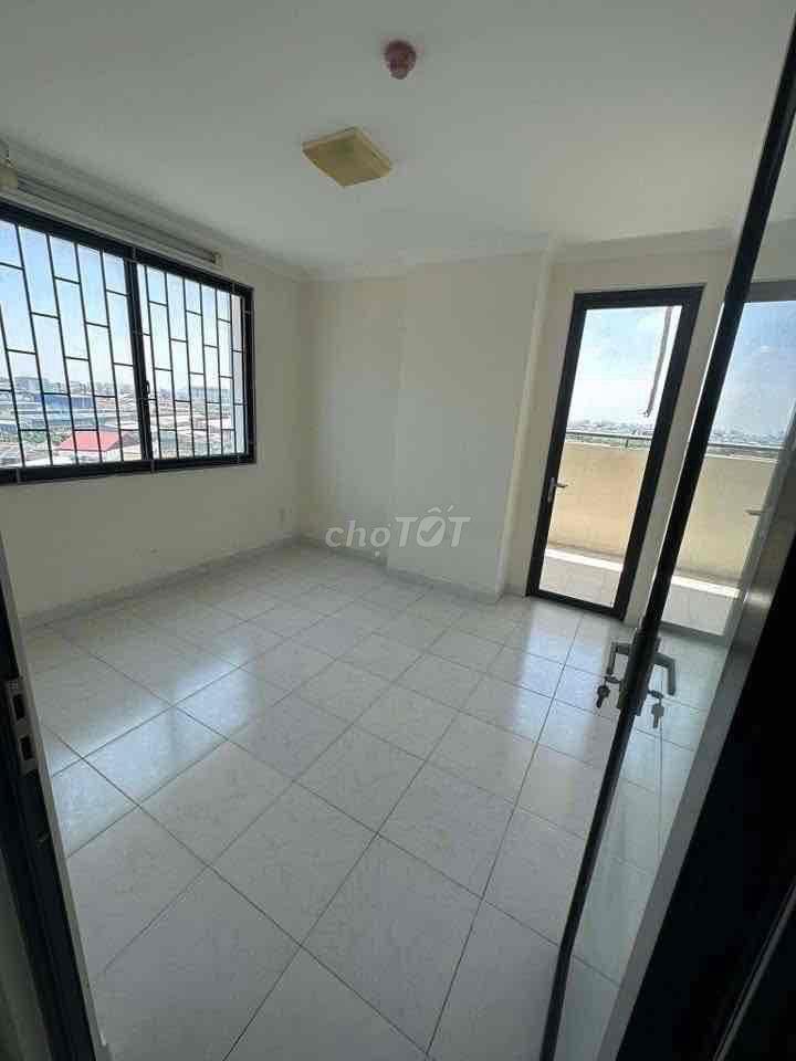 76m2 2pn ngay cầu Tham Lương Trường Chinh