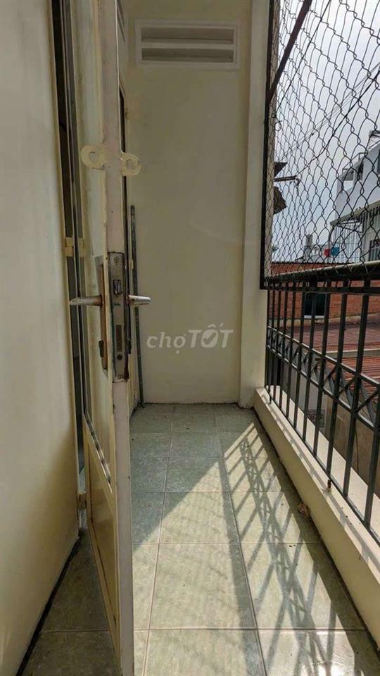 Nhà Thống Nhất p16 dt 6x4m 1 lầu sổ riêng hoàn công đủ