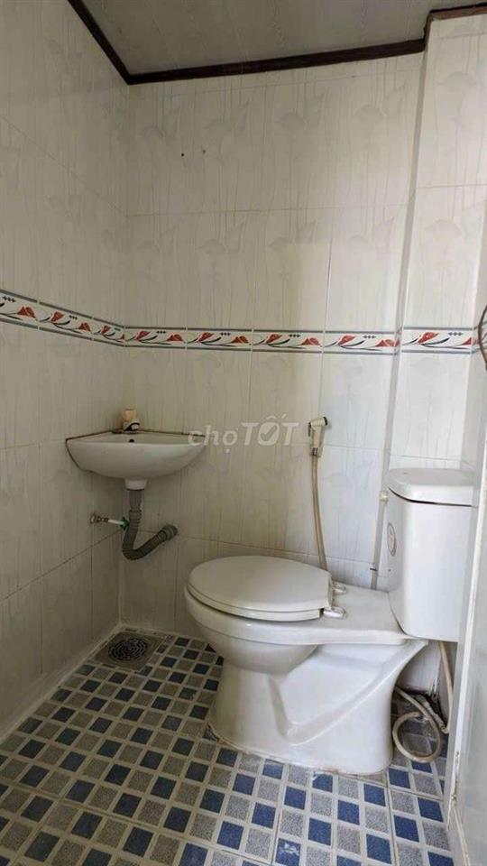 Nhà Thống Nhất p16 dt 6x4m 1 lầu sổ riêng hoàn công đủ