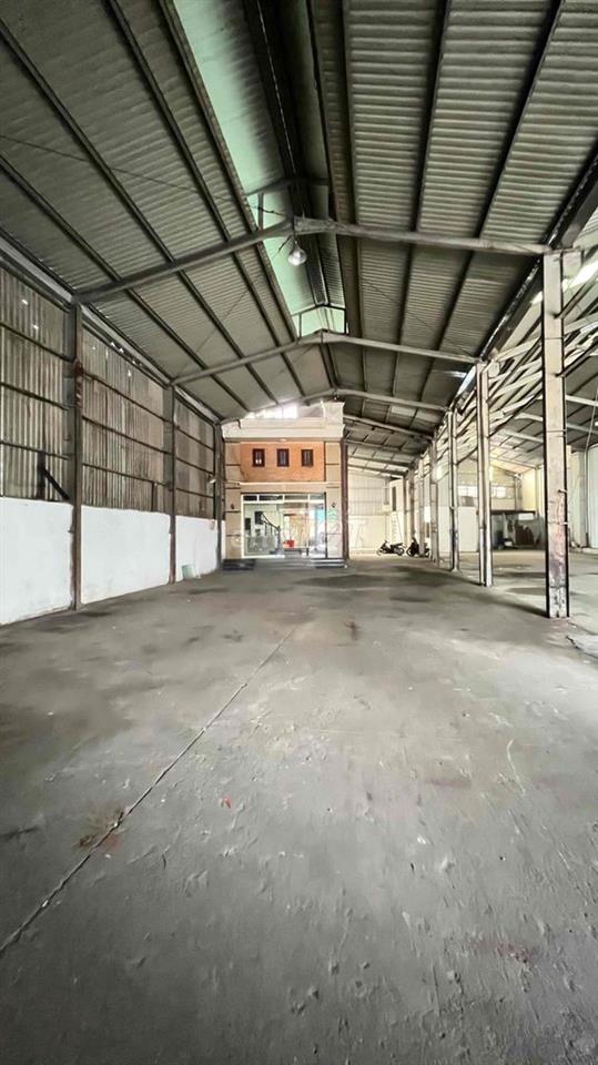 CHO THUÊ MẶT BẰNG 800m2 KINH DOANH ĐA NGÀNH NGHỀ TẠI LINH XUÁN
