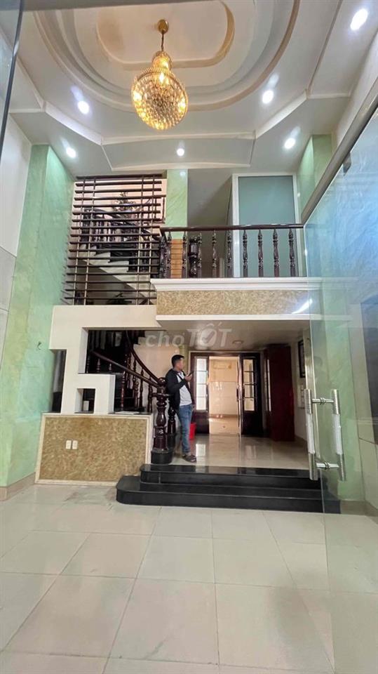 CHO THUÊ MẶT BẰNG 800m2 KINH DOANH ĐA NGÀNH NGHỀ TẠI LINH XUÁN