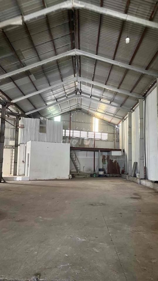 CHO THUÊ MẶT BẰNG 800m2 KINH DOANH ĐA NGÀNH NGHỀ TẠI LINH XUÁN