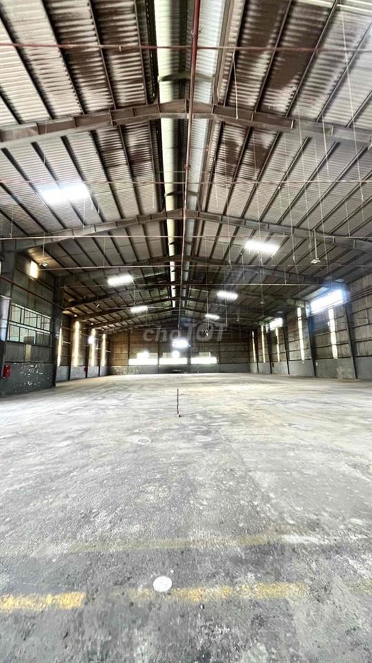 CHO THUÊ XƯỞNG 1900m2 GIÁ THUÊ 150 tr TẠI THUẬN AN