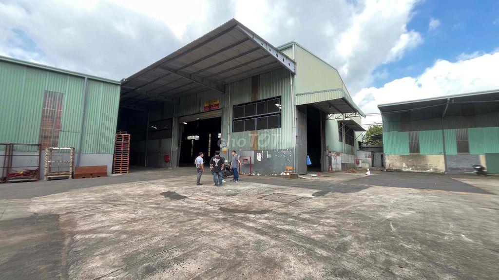 CHO THUÊ XƯỞNG 1900m2 GIÁ THUÊ 150 tr TẠI THUẬN AN