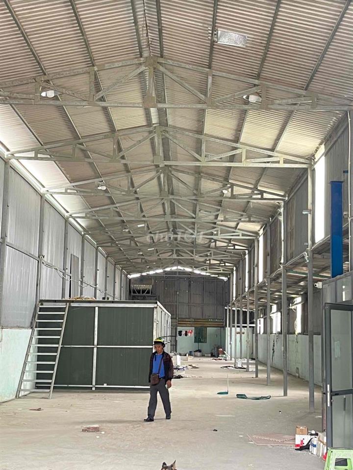 CDƯỜNGCUÊ XƯỞNG 600m2  DƯỜNG XE TẢI  GIÁ 33tr AN PHÚ ĐÔNG