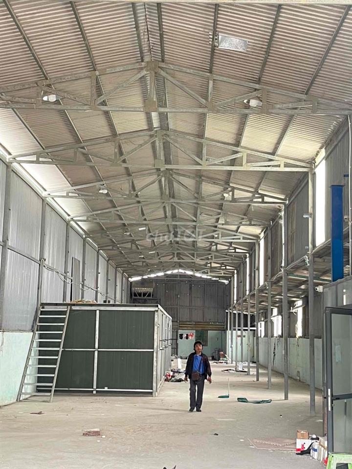 CDƯỜNGCUÊ XƯỞNG 600m2  DƯỜNG XE TẢI  GIÁ 33tr AN PHÚ ĐÔNG