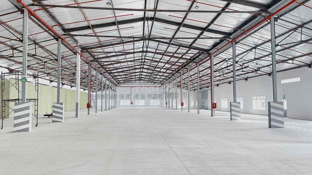 CHO THUÊ KHO 3300m2 PCCC TỰ ĐỘNG , ĐƯỜNG XE CONT CHẠY NGÀY ĐÊM TẠI DĨ