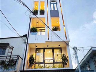 Cần tiền bán nhà xây tâm huyết để ở mặt tiền đường số