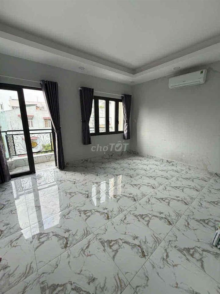 Siêu phẩm Phan Văn Trị - Đối diện Cityland - Ô tô ngủ trong nhà