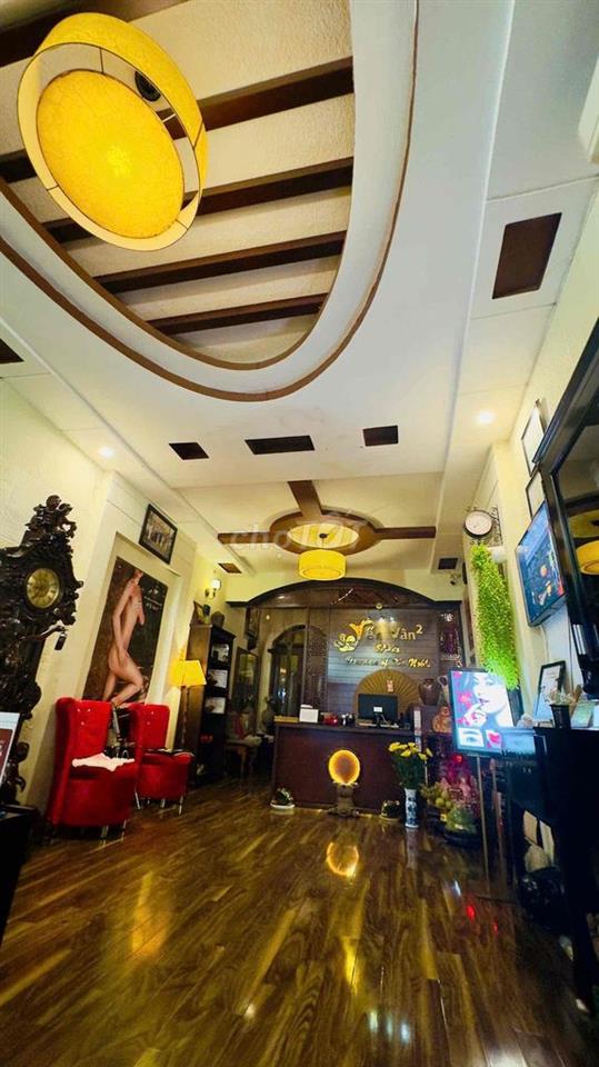 CAN CHO THUE HOAC SANG NHUONG SPA