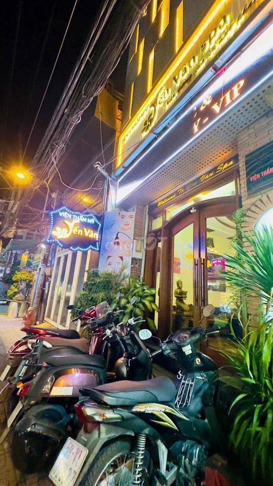 CAN CHO THUE HOAC SANG NHUONG SPA