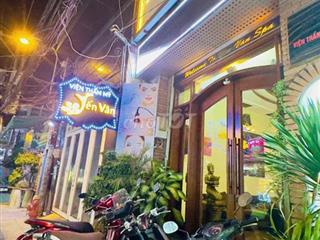 CAN CHO THUE HOAC SANG NHUONG SPA