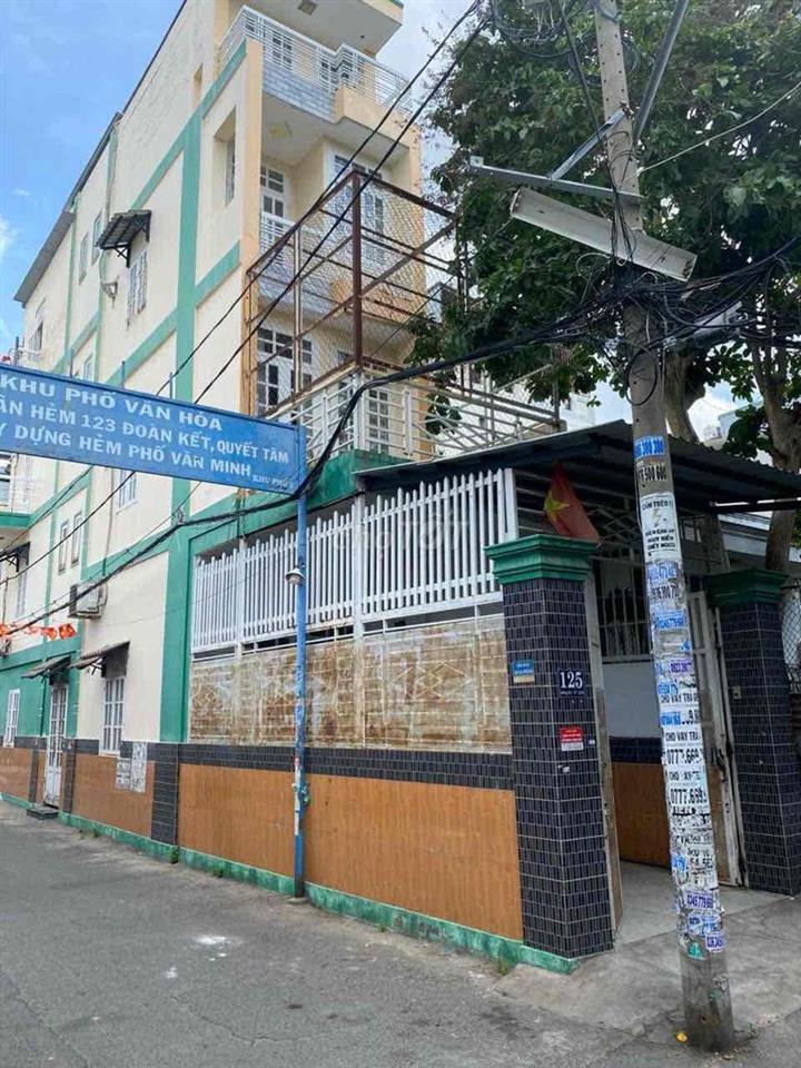 Bán Nhà Mǎt Tiền duong so 5 go vap