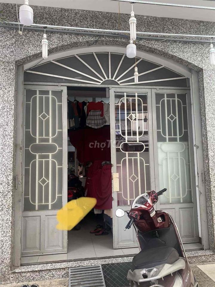 Chính chủ bán nhà mặt tiền đường nội bộ chợ Hạnh Thông Tây