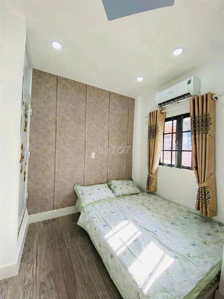 Bán nhà ngõ hẻm đường Nguyễn Văn Nghi