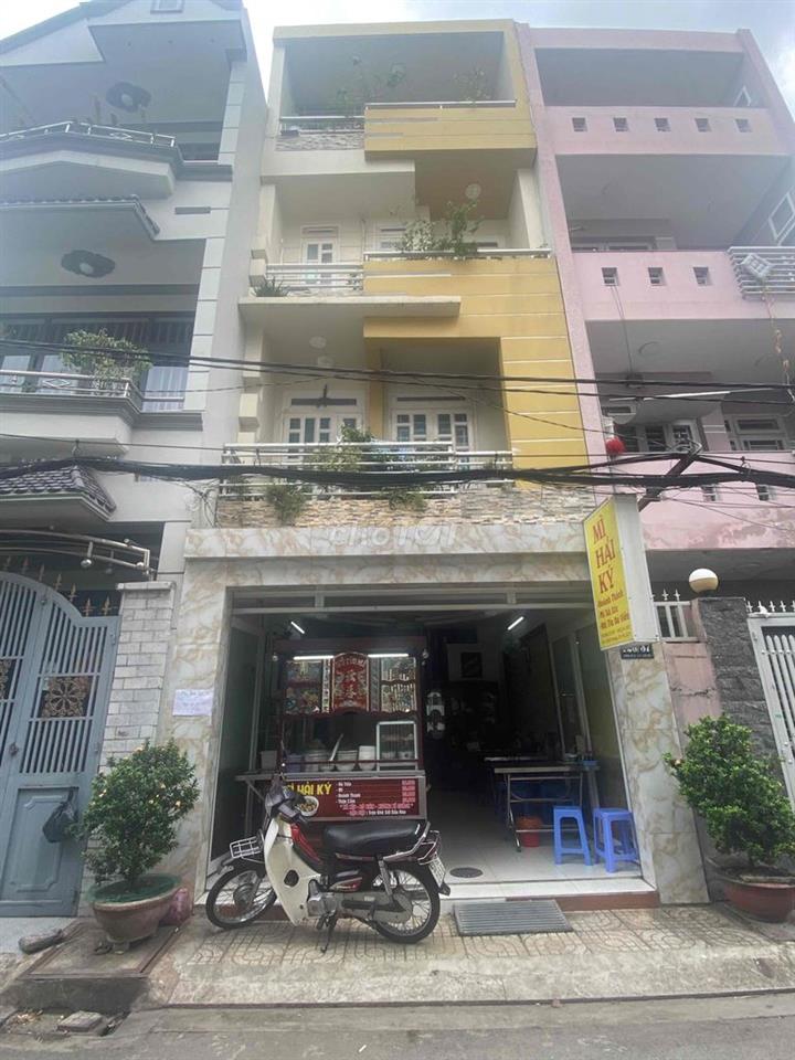CẦN BÁN NHÀ 3 TẦNG  HẺM XE HƠI THÔNG