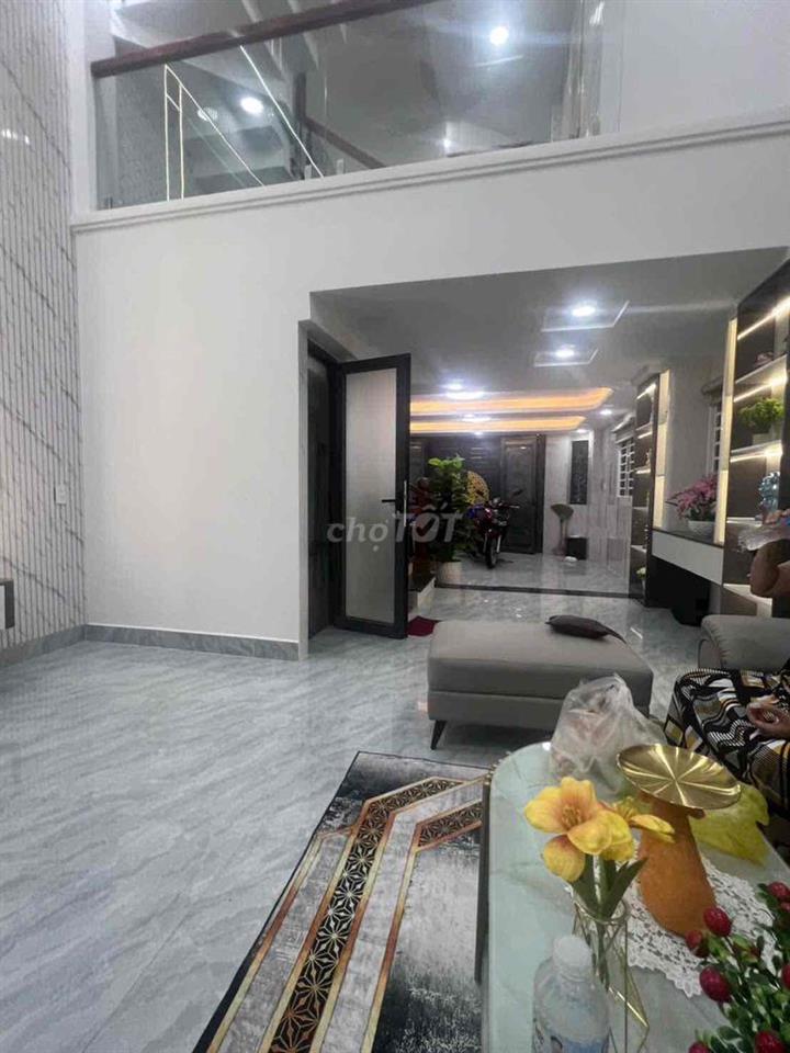 🏦 Nhà mới đẹp NC nup hẻm 256 phan huy ich P12