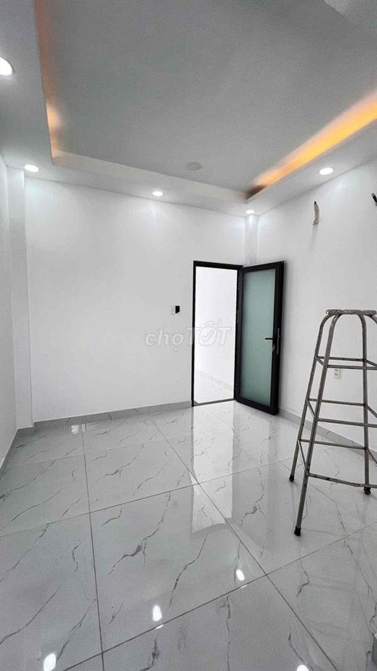 🏦 Nhà mới đẹp NC mặt tiền đường Phan Văn Trị P1