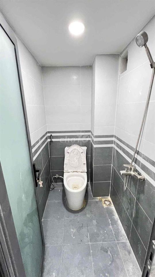 🏦 Nhà mới đẹp NC mặt tiền đường Phan Văn Trị P1