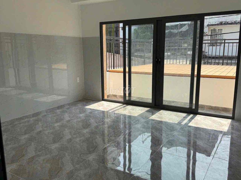 🏦 Nhà mới NC mặt tiền đường Thống Nhất P10