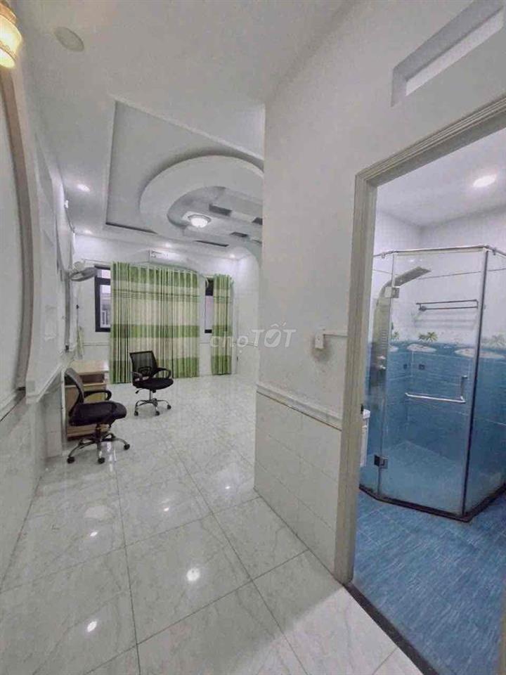 🏦 Nhà mới đẹp NC mặt tiền Nguyễn Duy Cung P12