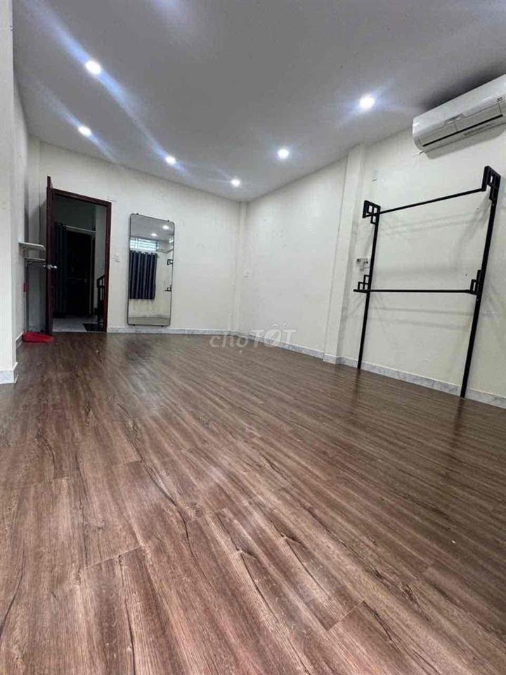 🏦 Nhà mới NC nup hẻm 1050/ Quang Trung P8