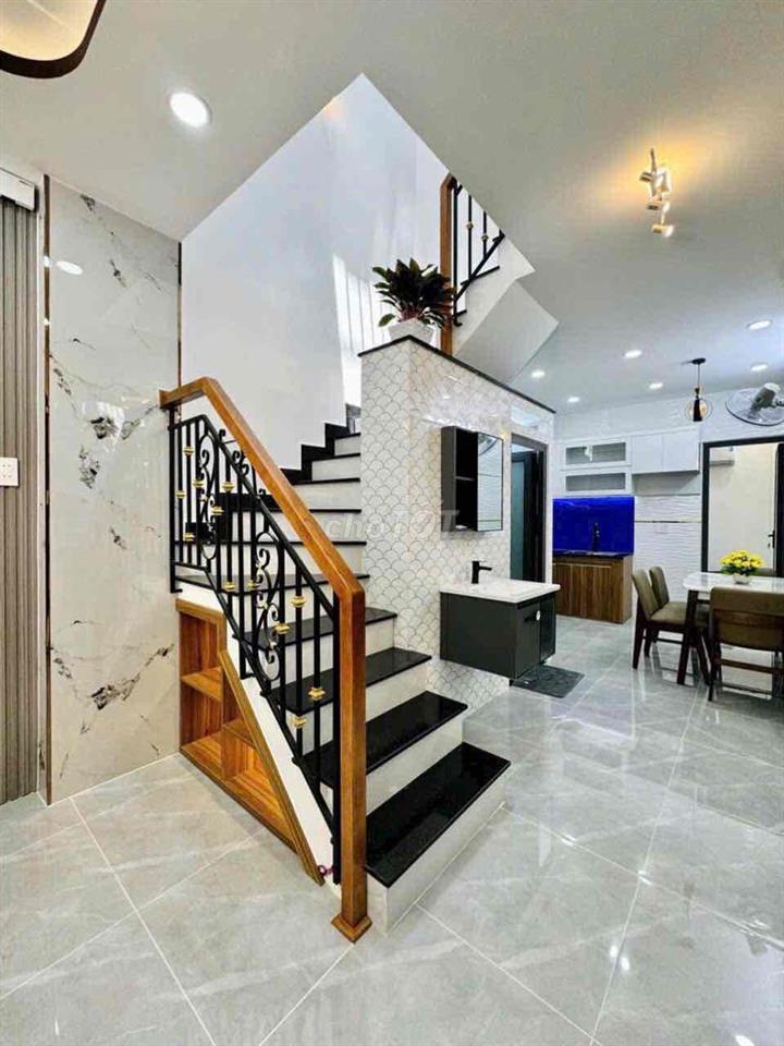 🏦 Nhà mới đẹp NC nup hẻm Phan huy Ich P12