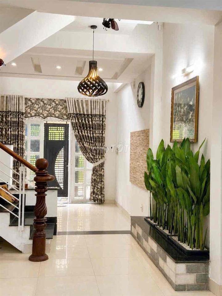 🏦 Nhà mới đẹp NC nup hẻm 618 Quang Trung P11