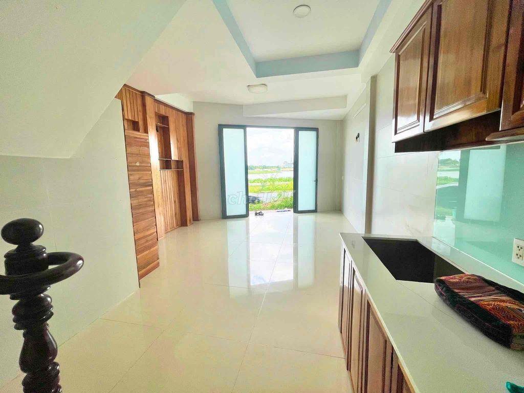 🏦 Nhà mới NC nup hẻm Nguyễn Văn Dung mt bờ kênh Tham Lương P6