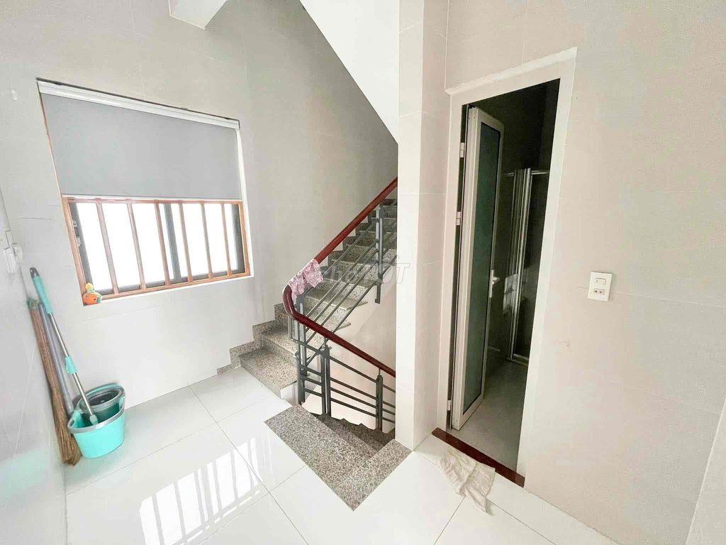 🏦 Nhà mới NC nup hẻm Nguyễn Văn Dung mt bờ kênh Tham Lương P6