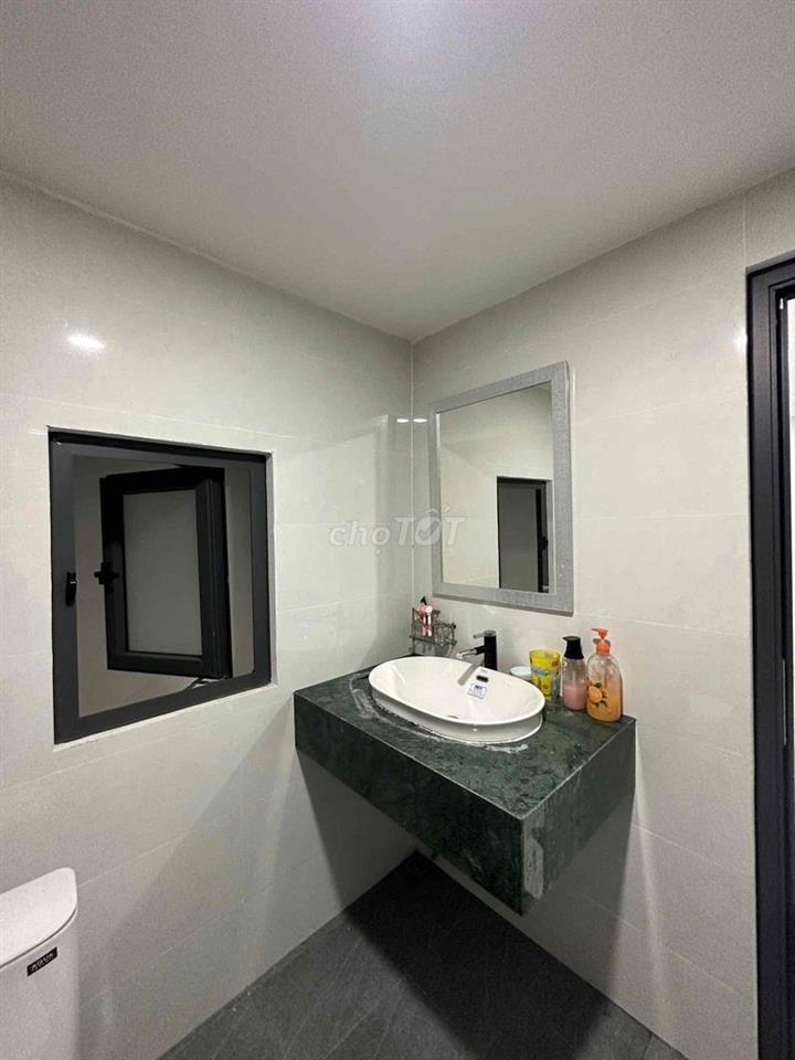 🏦 Nhà mới NC nup hẻm 1/ Đường số 7 Phạm Văn Đồng