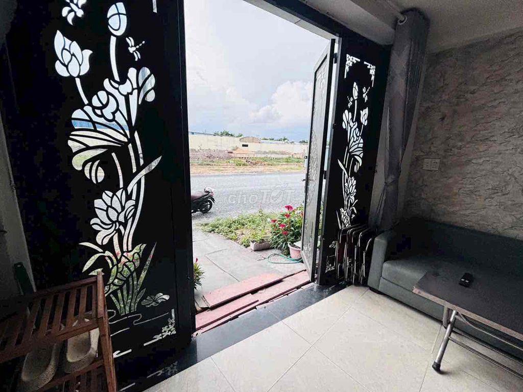 🏦 Nhà mới Đẹp NC nup hẻm mặt tiền bờ kênh Tham lương 1264 Lê Đức Thọ