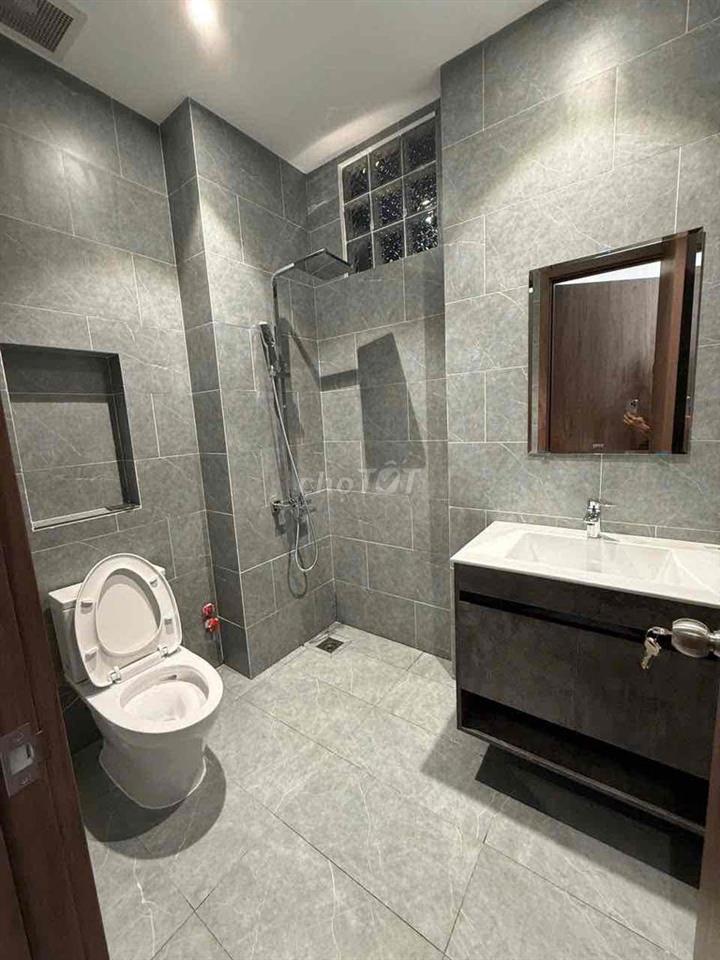 🏦 Nhà mới đẹp NC có Thang Máy nup hẻm 237 Phạm Văn Chiêu
