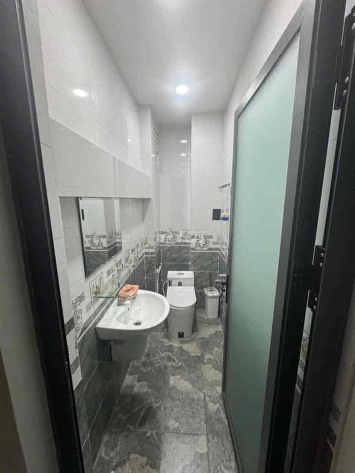 🏦 Nhà mới NC có Thang Máy mặt tiền Đường số... Nguyễn Văn Khối P9