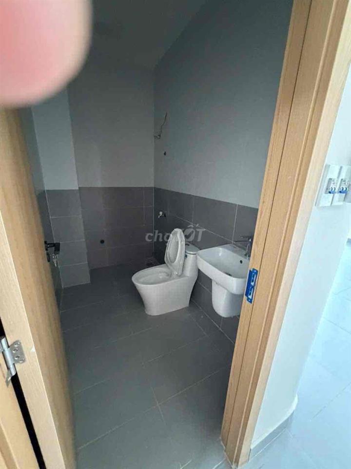 🏦 Nhà mới NC mới xây mặt tiền Huỳnh Văn Nghệ P15