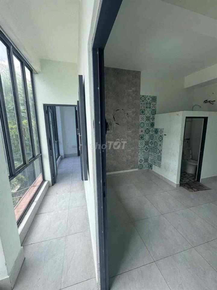 🏦 Nhà mới NC vị trí góc 2mt hẻm 1050 Quang Trung P8