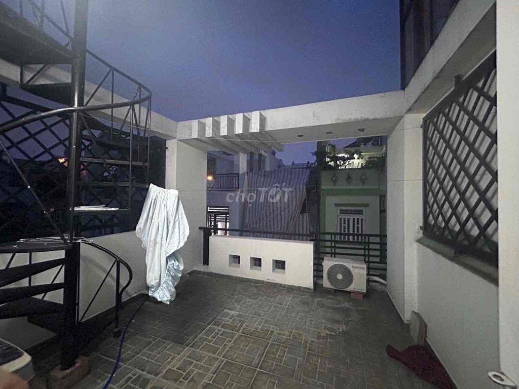 🏦 Nhà mới NC nup hẻm 188 Đường số 8 P11
