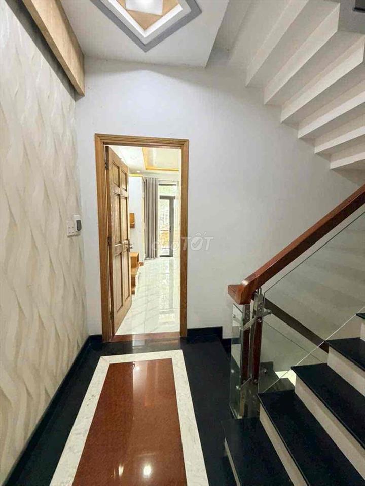 🏦 Nhà mới Nc nup hẻm 323/ Thống Nhất P11