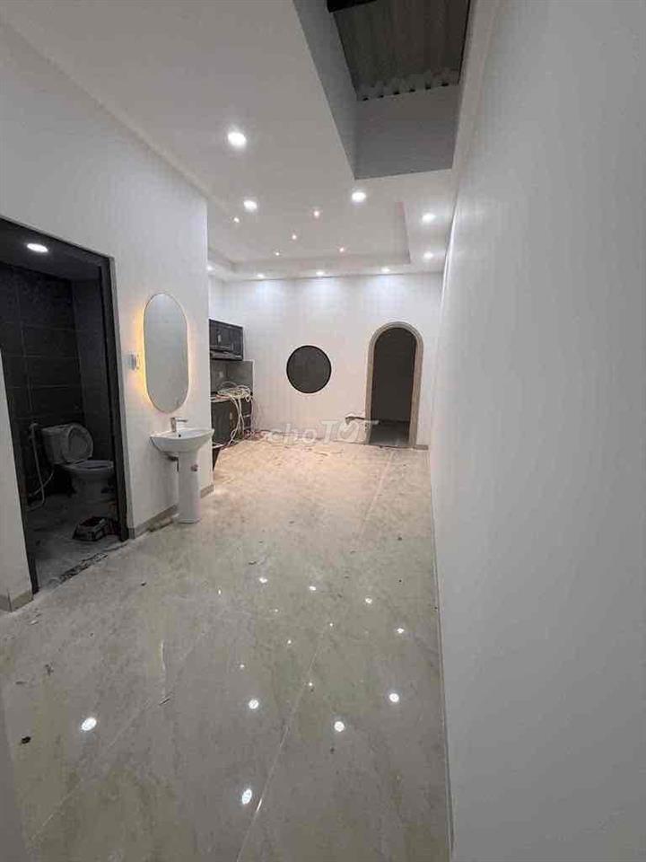 🏦 Nhà mới đẹp NC nup hẻm Phạm Văn Chiêu P9