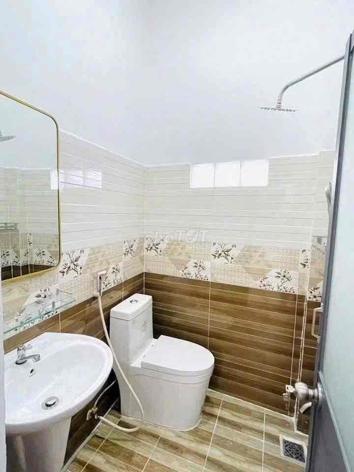 🏦 Nhà mới đẹp NC nup hẻm 107 Quang Trung P10